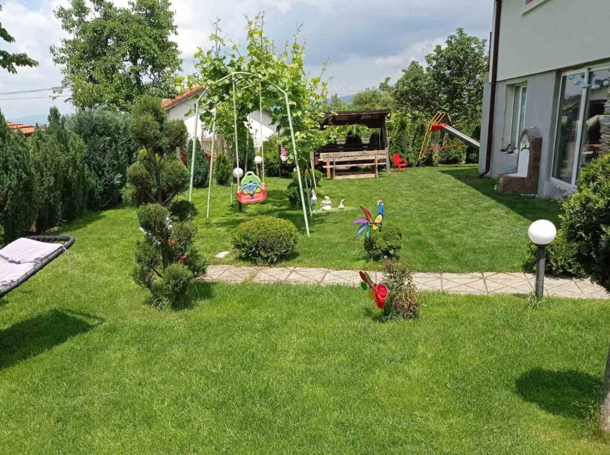 Семейна Къща Лазарови Sapareva Banja Exteriér fotografie
